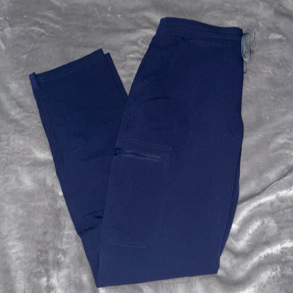 FIGS SCRUB PANTS